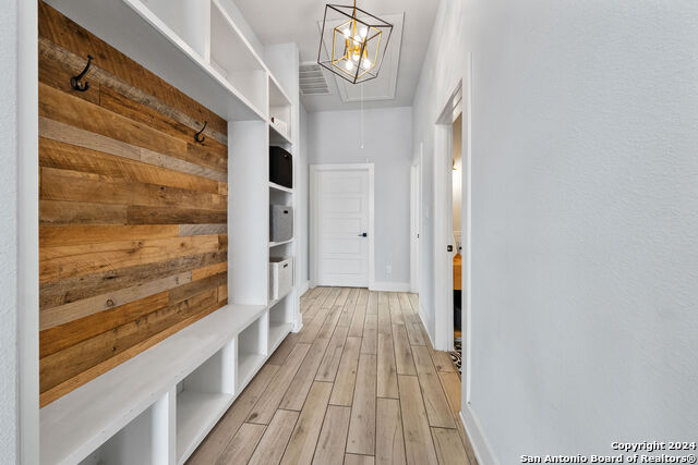 410 N Olive St, San Antonio, Texas image 25