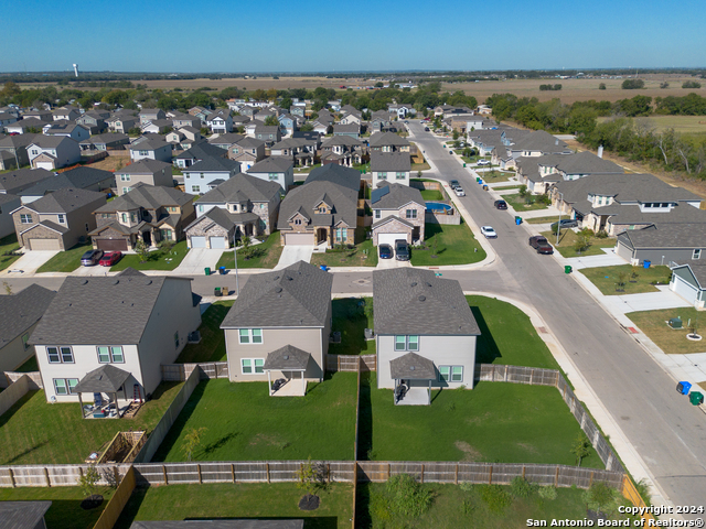 2569 Windle Ln, Seguin, Texas image 30