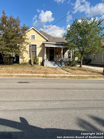 1110 S Hackberry St, San Antonio, Texas image 2