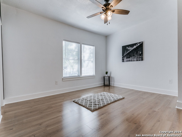 547 Rigsby Ave, San Antonio, Texas image 15