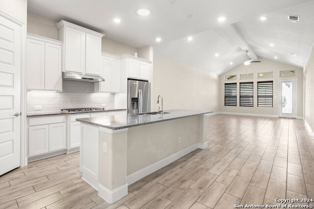 139 Bedingfeld, Shavano Park, Texas image 7