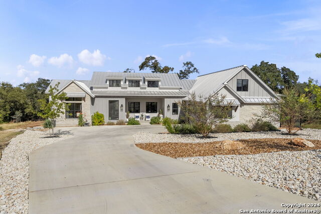 1220 Brushy Curve, New Braunfels, Texas image 3