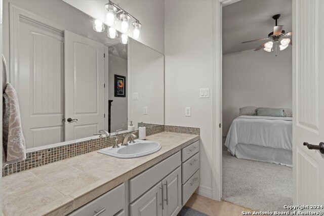 1308 Bordeaux Ln, New Braunfels, Texas image 32
