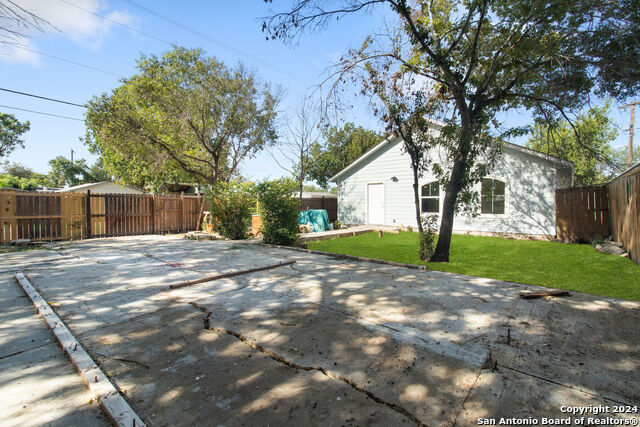 7234 Briar Pl, San Antonio, Texas image 18