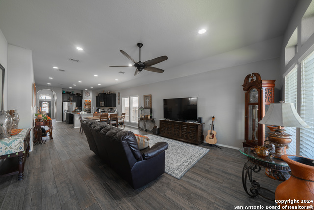 8840 Pinto Canyon, San Antonio, Texas image 6