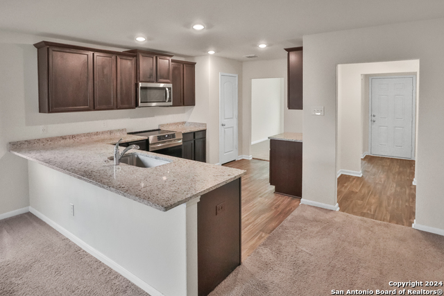 10943 Chatham Ct, Converse, Texas image 10