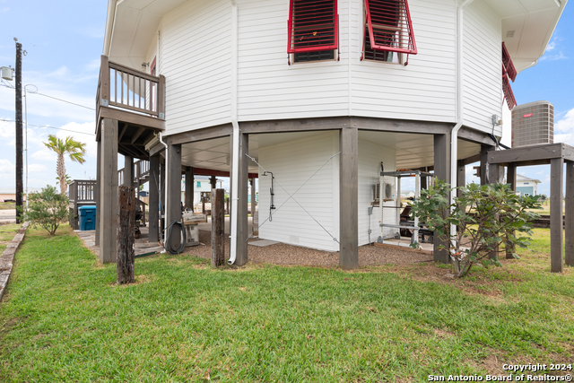 1517 S Magnolia St, Rockport, Texas image 42