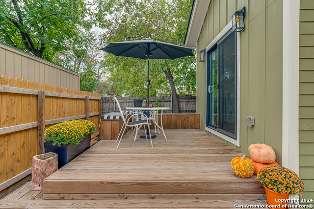 211 Gibson St, San Antonio, Texas image 34