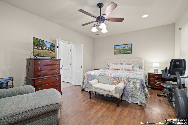 100 Winding Oak, Johnson City, Texas image 17