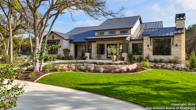 8170 Blue Oak Way, Garden Ridge, Texas image 1