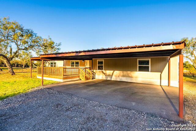 411 Rustic Path, La Vernia, Texas image 24