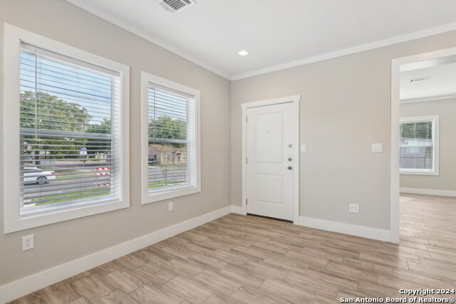 1420 Burleson, San Antonio, Texas image 7