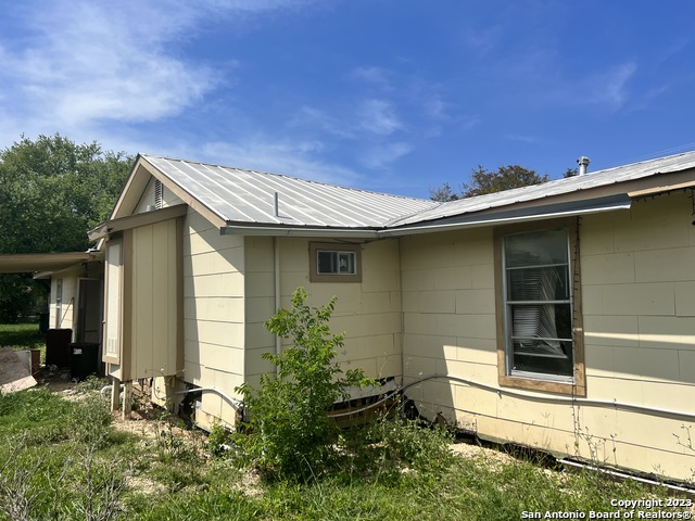1714 Constantinople St, Castroville, Texas image 5