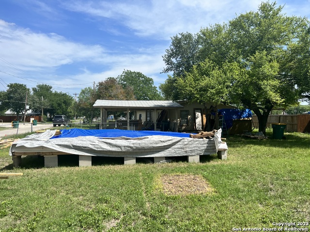 1714 Constantinople St, Castroville, Texas image 9
