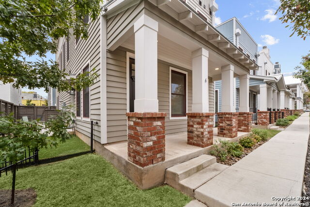 311 E Evergreen St #4, San Antonio, Texas image 3