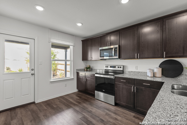 8144 Smithers Avenue, San Antonio, Texas image 19