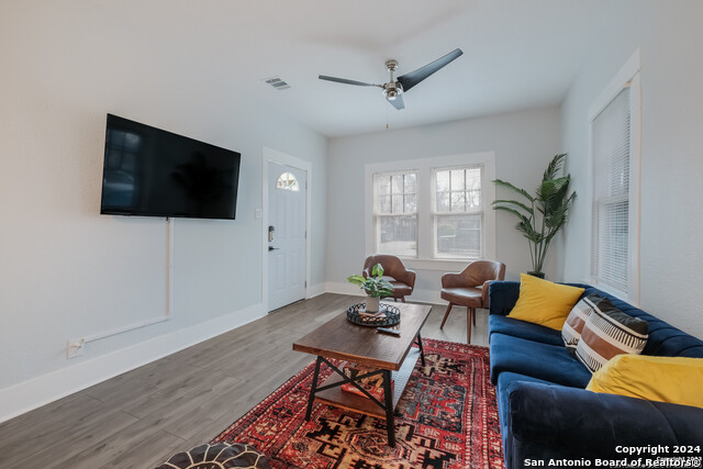 231 Nelson Ave, San Antonio, Texas image 12