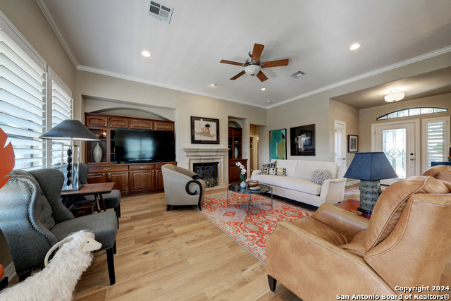 129 Iron Horse, New Braunfels, Texas image 8