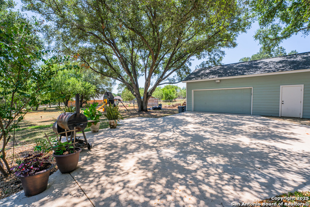 3308 Triple Mdws, China Grove, Texas image 14