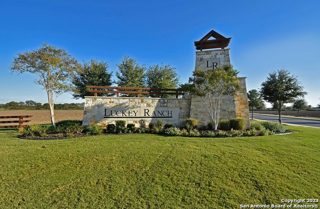 11933 Luckey Villa, San Antonio, Texas image 2