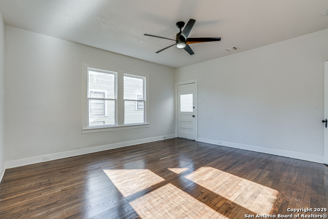 2035 W Summit Ave, San Antonio, Texas image 31