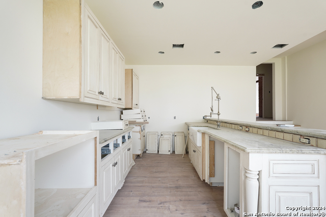 648 Delmar St, San Antonio, Texas image 3