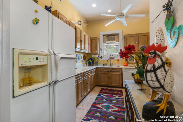 429 E Evergreen St, San Antonio, Texas image 14