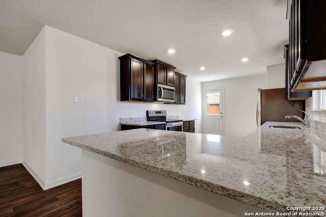 11945 Luckey Villa, San Antonio, Texas image 4