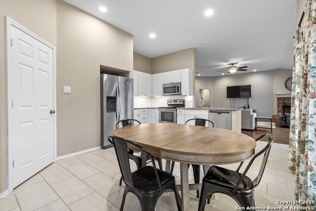 1639 Elizabeth Ct, New Braunfels, Texas image 11