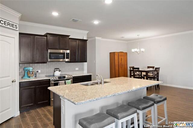 913 Cypress Ml, New Braunfels, Texas image 6