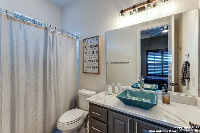 1373 Bordeaux Ln, New Braunfels, Texas image 27