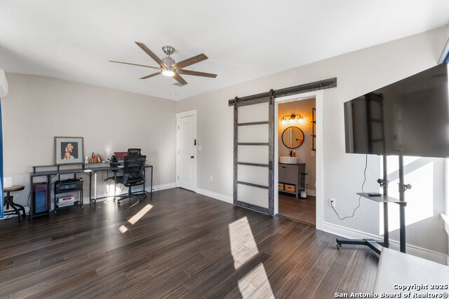 930 Hays St, San Antonio, Texas image 13