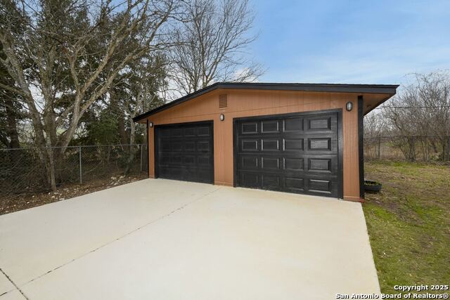 3295 Arriola Ln, China Grove, Texas image 26