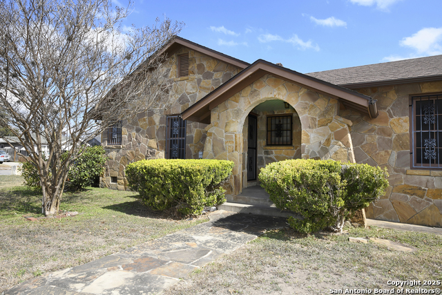 2106 Steves Ave, San Antonio, Texas image 6