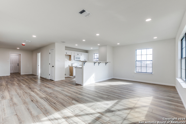 4219 Hidalgo St., Von Ormy, Texas image 6