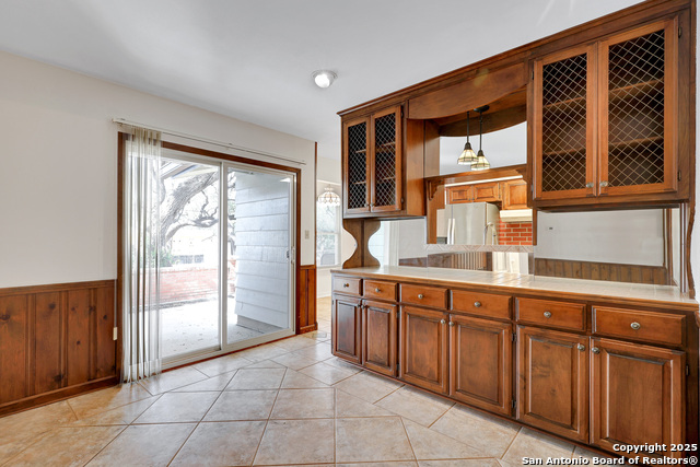 111 Quail Dr, Universal City, Texas image 7