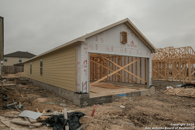 6719 Red Buffalo Tail, San Antonio, Texas image 2