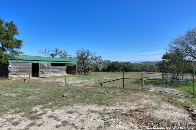 252 Bruce Leeder Ln, Pipe Creek, Texas image 43