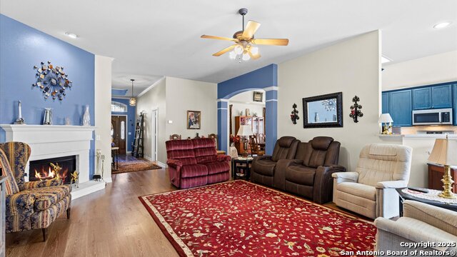 4701 Windy Ridge Trail, Schertz, Texas image 6