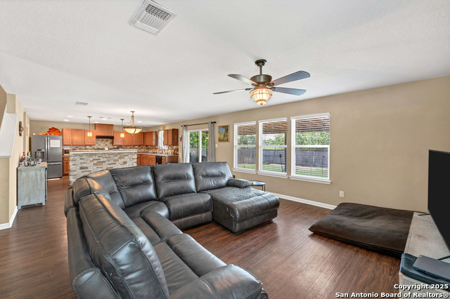 1528 Cap Ridge Peak, New Braunfels, Texas image 6