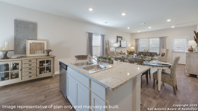 250 American Robin Way, San Antonio, Texas image 7