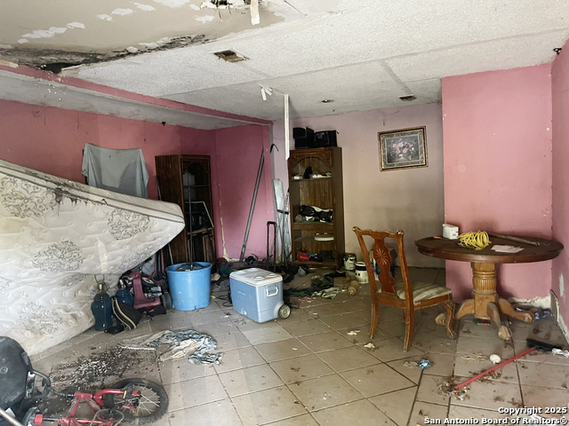 330 Sterling, San Antonio, Texas image 5