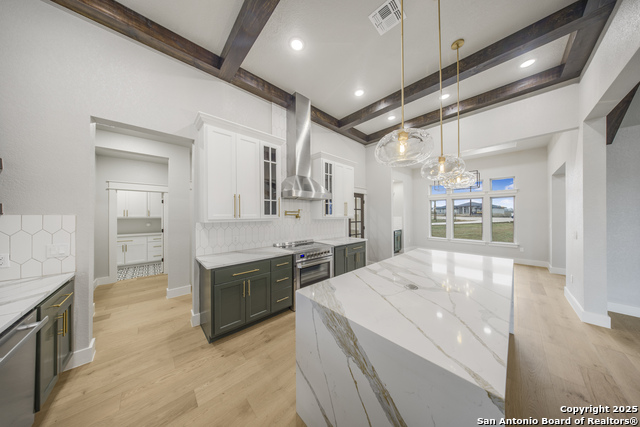 112 Hidden Cove, Floresville, Texas image 11