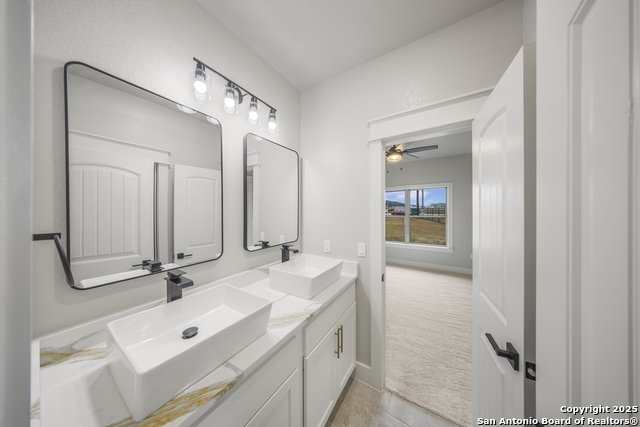 112 Hidden Cove, Floresville, Texas image 22