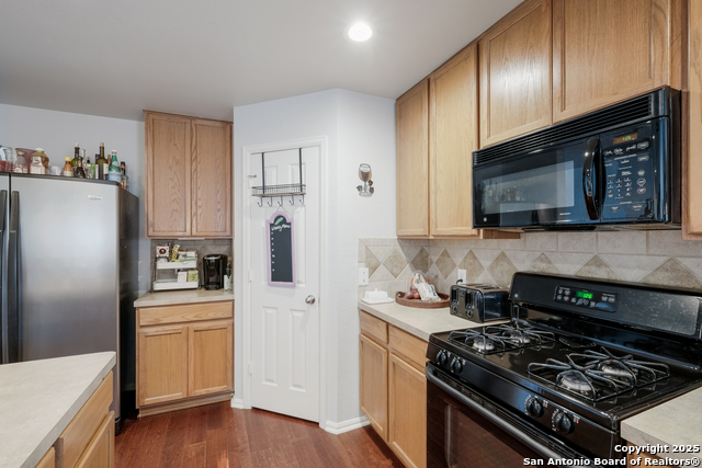 9426 Hanover Cove, Converse, Texas image 10