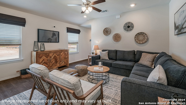 5827 Hartley Home, San Antonio, Texas image 3