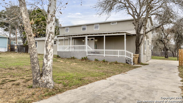 4207 Waterwood Pass, Elmendorf, Texas image 1