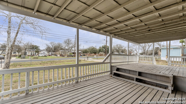 4207 Waterwood Pass, Elmendorf, Texas image 4
