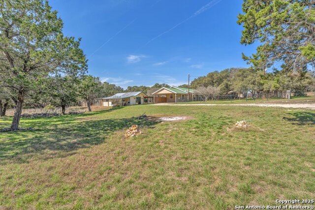 337 Mills Lane, Pipe Creek, Texas image 44