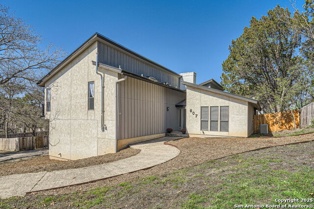 607 Morning Hill, San Antonio, Texas image 2